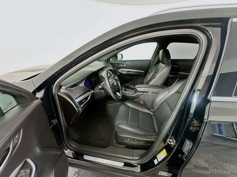 Used 2022 Cadillac XT4 Premium Luxury w/ Driver Awareness Package AWD/4WD image 20