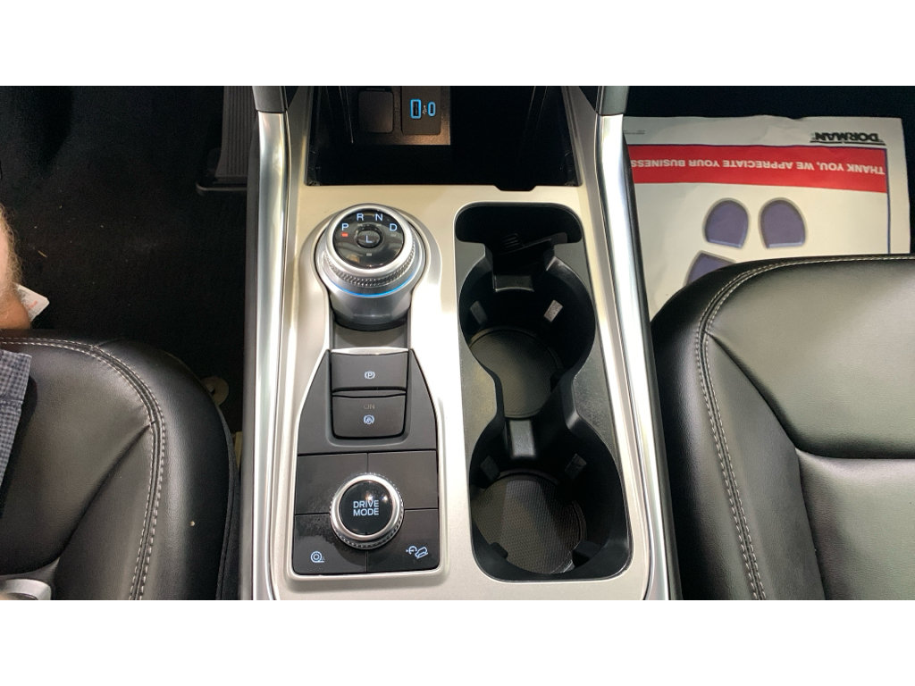 Used 2023 Ford Explorer XLT w/ Equipment Group 202A AWD/4WD image 27