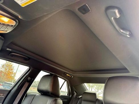 Used 2023 Chrysler 300 S w/ Comfort Group image 21