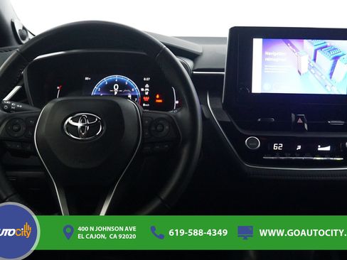 Used 2024 Toyota Corolla XSE FWD image 5