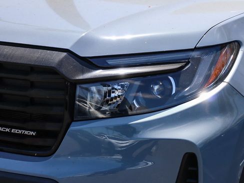Used 2023 Honda Ridgeline Black Edition image 2