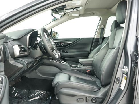 Used 2025 Subaru Outback Limited AWD/4WD image 22