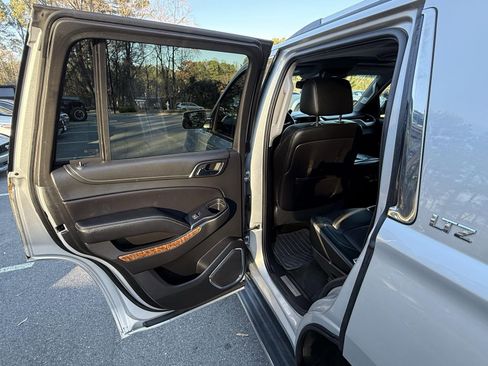 Used 2015 Chevrolet Tahoe LTZ image 22