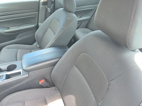 Used 2025 Nissan Altima 2.5 SV FWD image 8