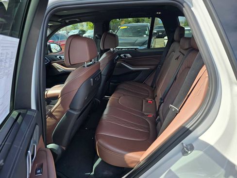 Used 2023 BMW X5 M50i w/ Executive Package image 18