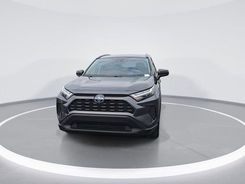 Used 2023 Toyota RAV4 LE image 3