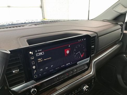 Used 2024 GMC Sierra 2500 SLE w/ SLE Convenience Package AWD/4WD image 11
