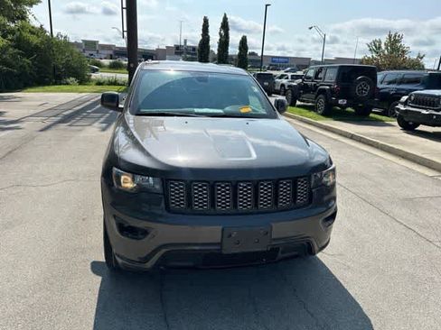 Used 2020 Jeep Grand Cherokee Altitude AWD/4WD image 24
