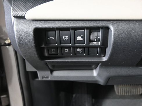 Used 2023 Subaru Forester Limited image 23