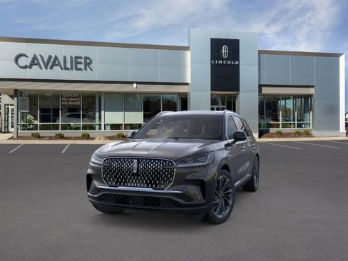 New 2025 Lincoln Aviator Reserve w/ Luxury Package image 2