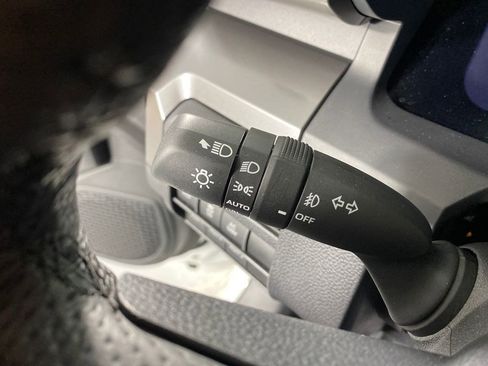 Used 2024 Toyota Tacoma TRD Off-Road w/ TRD Off Road Upgrade Package image 17