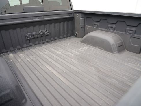 Used 2022 Chevrolet Silverado 1500 High Country image 26