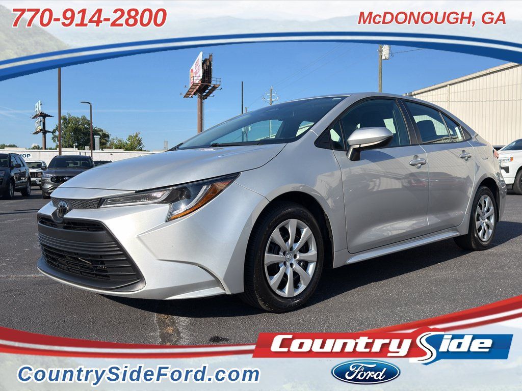 Used 2024 Toyota Corolla LE FWD image 1