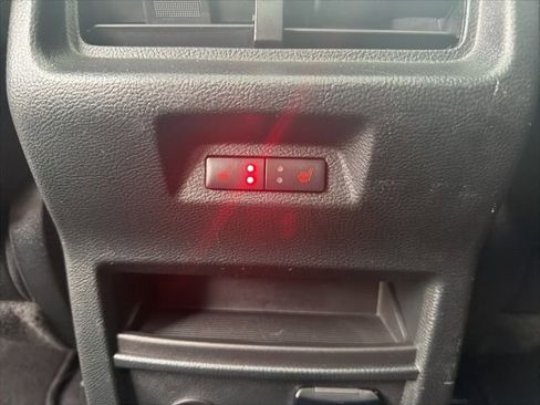 Used 2021 Ford Edge Titanium w/ Equipment Group 301A AWD/4WD image 19