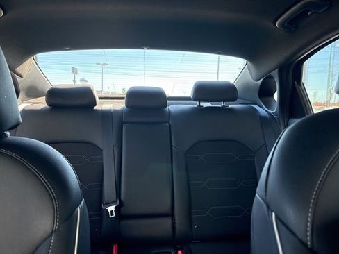 Used 2024 Kia Forte GT-Line image 33