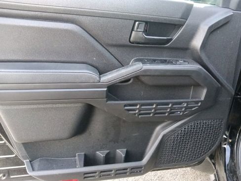 Used 2024 Toyota Tacoma SR AWD/4WD image 11