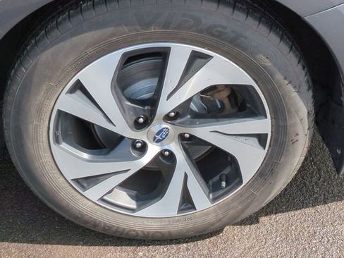 Used 2022 Subaru Legacy Premium image 25