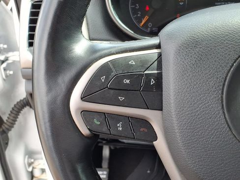Used 2022 Jeep Grand Cherokee Laredo X AWD/4WD image 20