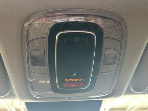 Used 2025 Hyundai Kona SEL AWD/4WD image 34