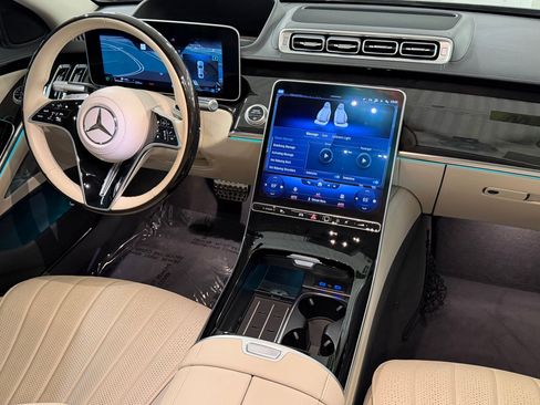 Used 2023 Mercedes-Benz S 500 4MATIC image 4
