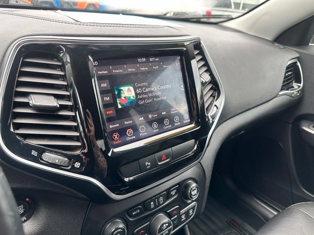 Used 2019 Jeep Cherokee Limited AWD/4WD image 29