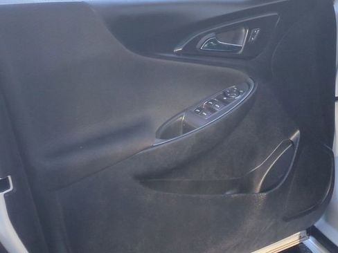 Used 2024 Chevrolet Malibu LT image 30