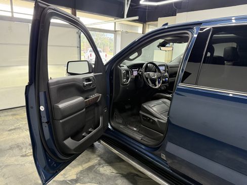 Used 2019 GMC Sierra 1500 Denali w/ Denali Ultimate Package AWD/4WD image 8