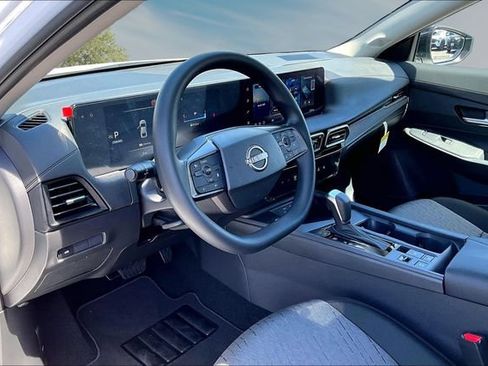 New 2027 Nissan Sentra SV FWD image 7