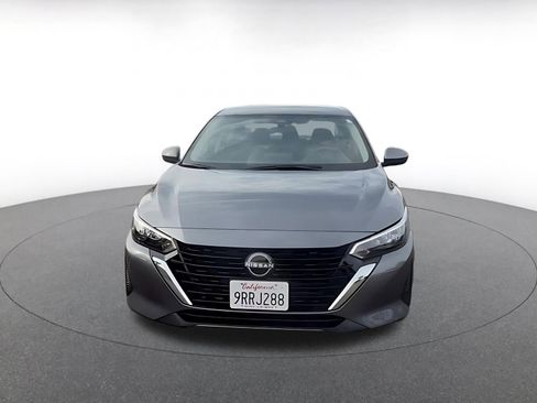 Used 2025 Nissan Sentra SV image 4
