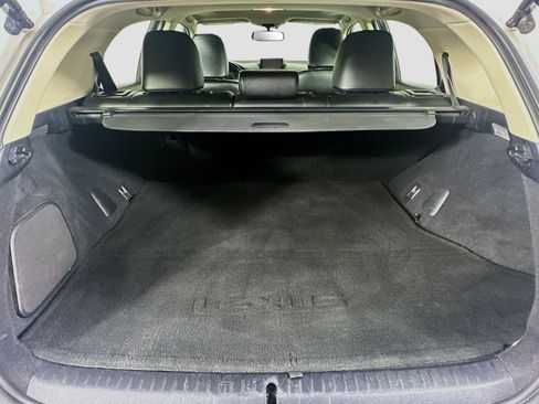 Used 2017 Lexus CT 200h w/ Navigation System Package FWD image 28