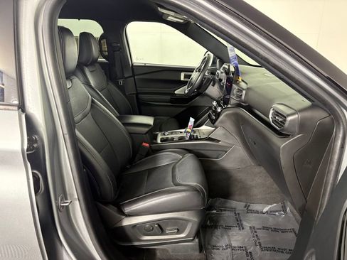 Certified 2023 Ford Explorer ST w/ Equipment Group 401A image 40