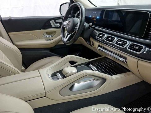 Used 2020 Mercedes-Benz GLS 450 4MATIC image 36