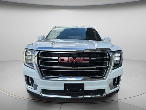 Used 2024 GMC Yukon SLT w/ SLT Premium Package RWD image 7
