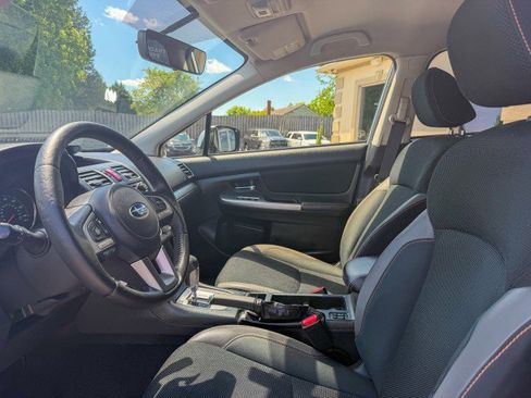 Used 2017 Subaru Crosstrek 2.0i Premium AWD/4WD image 5