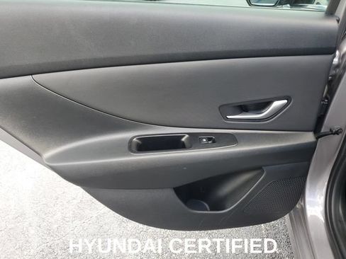 Certified 2025 Hyundai Elantra SEL FWD image 27