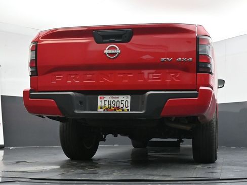 Used 2023 Nissan Frontier SV image 35