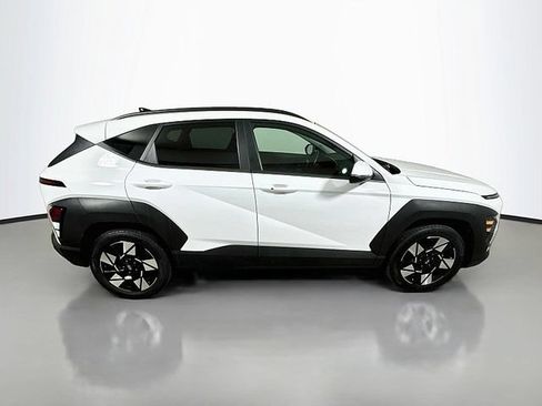 Used 2024 Hyundai Kona SEL FWD image 8