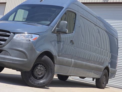 Used 2019 Mercedes-Benz Sprinter 170 image 10