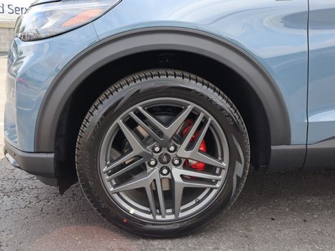 New 2026 Ford Explorer ST-Line w/ ST-Line Street Pack AWD/4WD image 3