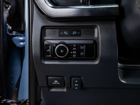 Used 2023 Ford F350 Lariat AWD/4WD image 20
