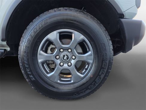 Used 2024 Ford Bronco Big Bend image 16