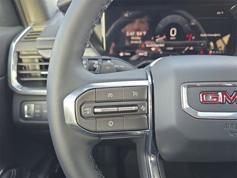 New 2026 GMC Acadia Elevation image 18