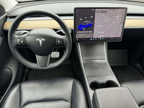 Used 2021 Tesla Model Y Long Range image 14