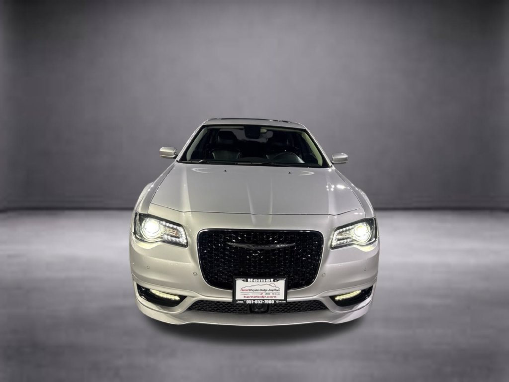 Used 2022 Chrysler 300 Touring L w/ Popular Equipment Group AWD/4WD image 12