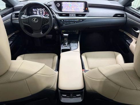 Used 2020 Lexus ES 350 w/ Premium Package image 2
