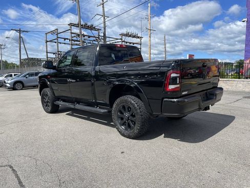 Used 2020 RAM 2500 Laramie w/ Night Edition AWD/4WD image 3