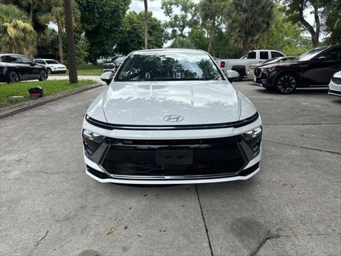 Used 2025 Hyundai Sonata SEL FWD image 3