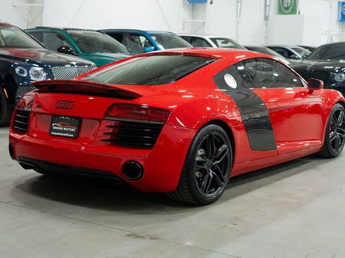Used 2014 Audi R8 V8 w/ Convenience Package image 8