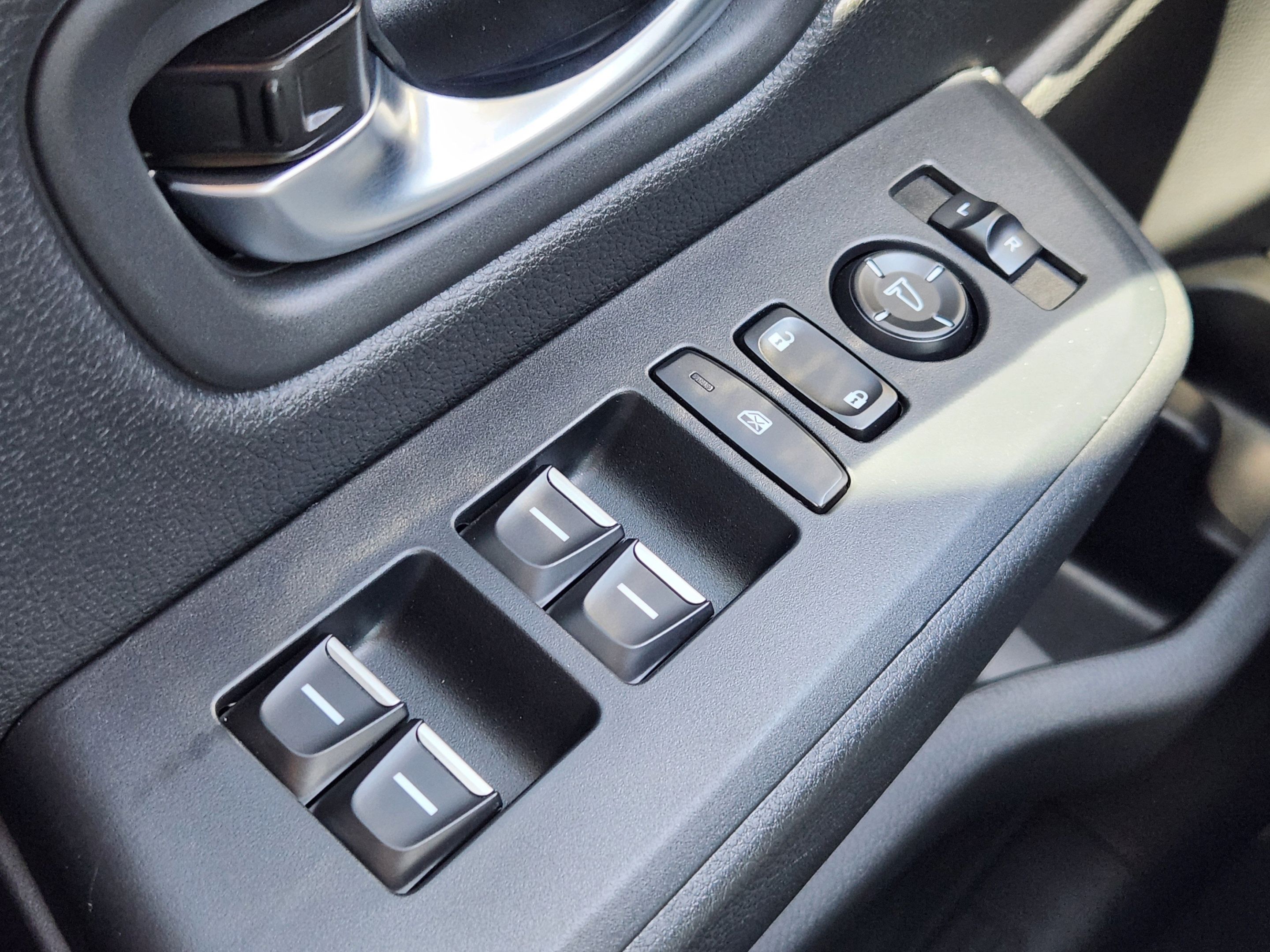 Used 2026 Honda Passport RTL image 19