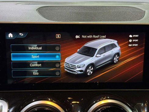 Used 2021 Mercedes-Benz GLB 250 image 50